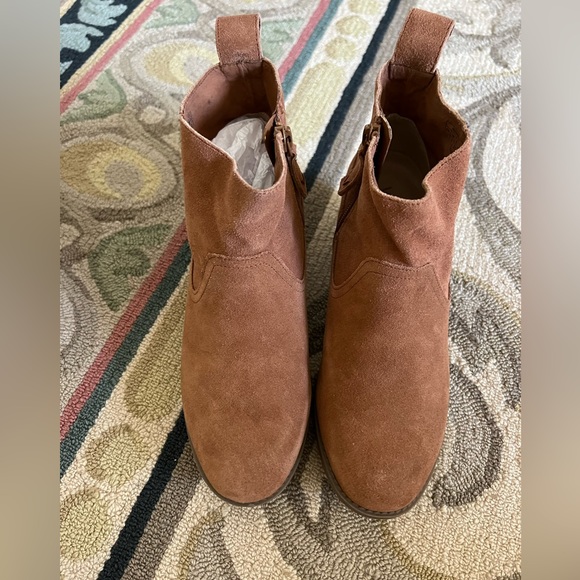 Vionic Vera suede bootie in Toffee - Picture 7 of 7